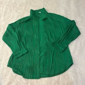 Chyrii Button Up Shirt | Size M
